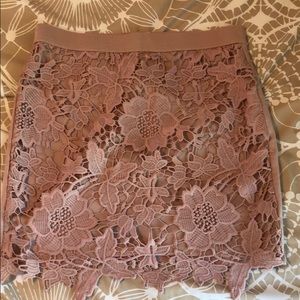 Size 6 American Eagle lace skirt